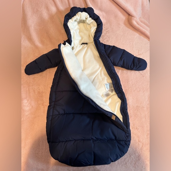Wearable Winter Baby Blanket/Coat - Picture 2 of 8
